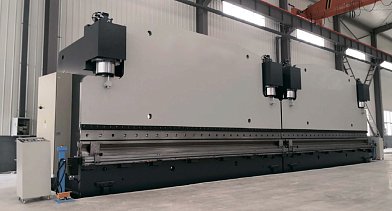 Фото 37 - MetalTec HBC 1000/6000 листогибочные гидравлические прессы с ЧПУ большого тоннажа.